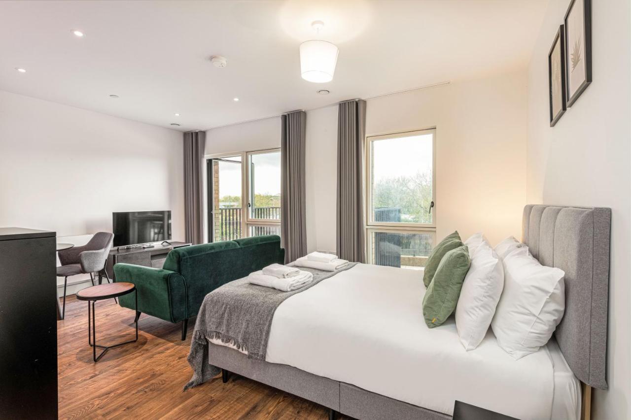 Stayo Apartments Barking Wharf Londres Exterior foto